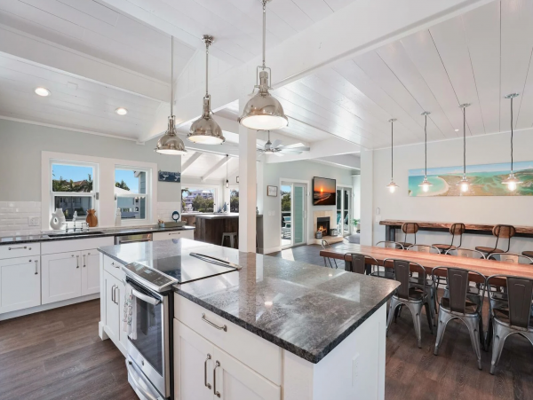 Six Bedroom Home on the Canal in Anna Maria